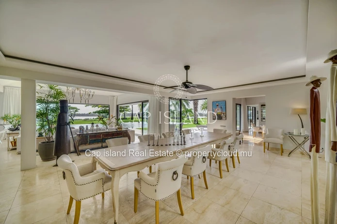 Exceptional villa with 180° view - BEAU CHAMP -