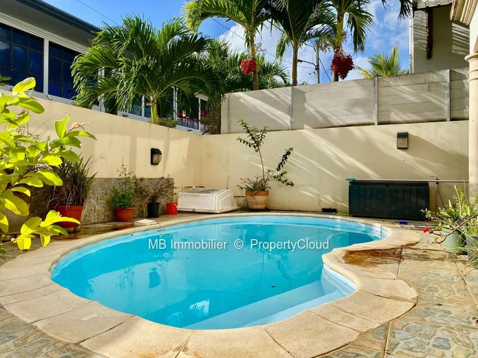 Charming 2-Bedroom Apartment for Rent in Grand Baie