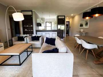Modern and luminous apartment for sale