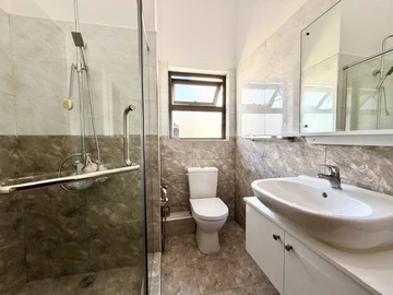 3 Bedroom Townhouse, Duplex