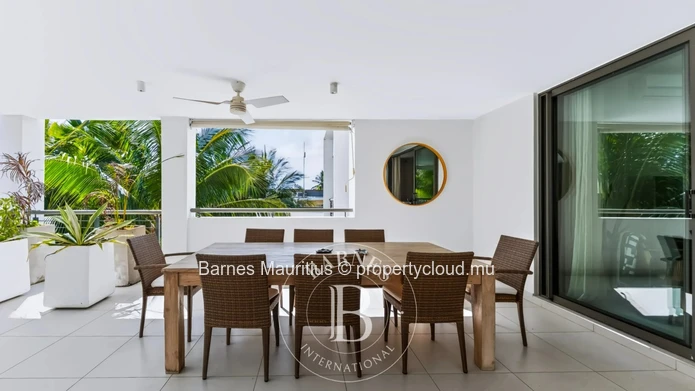 GRAND BAIE - Ultra-Luxury Penthouse - 3 Bedrooms