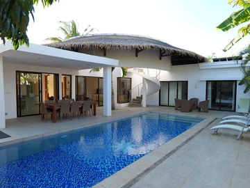 4 Bedroom Villa