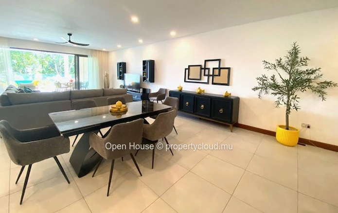 Exclusivité Pointe aux Canonniers. Splendide RDJ dans immeuble neuf, 3 chambres en suite, plage à 100m piscine commune. (Mandat exclusif)