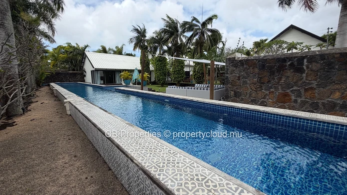 Prestigious 5-Bedroom Villa for Rent in Forêt Daruty