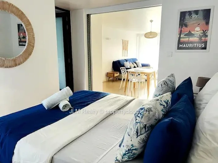 A Vendre: Deux Appartements Jumelés au Rez-de-Jardin à Trou aux Biches, Île Maurice