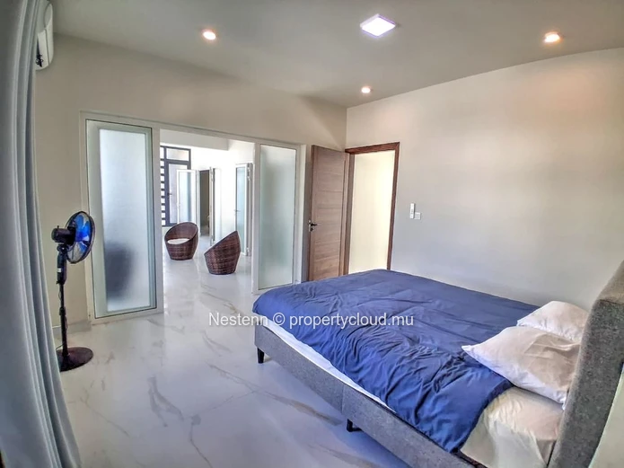 Villa contemporaine 4 chambres avec piscine 