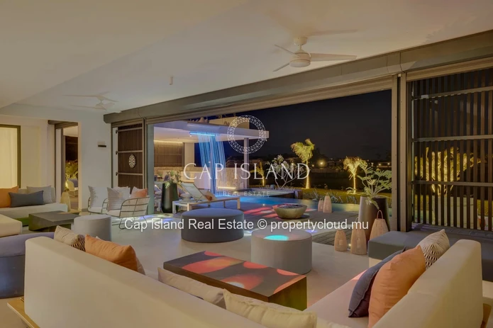 Luxueuse villa 5ch, accès Golf et plage