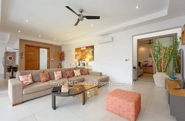 Villa contemporaine avec piscine et studio indépendant