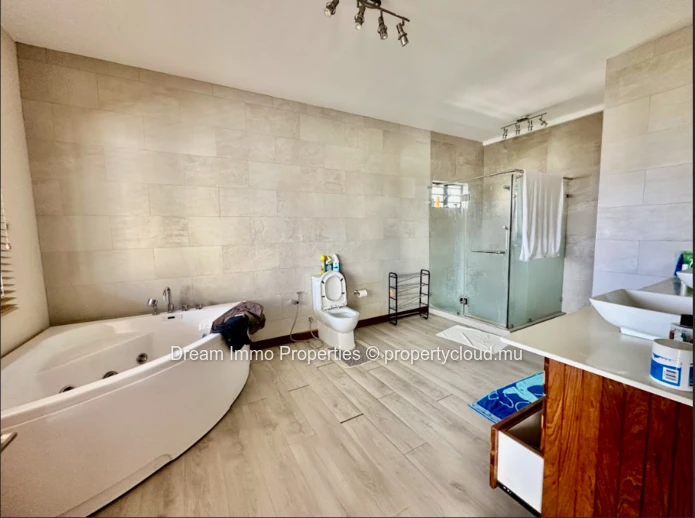 Sublime Villa 3Ch Avec Toit Terrasse & Vue Mer A Flic En Flac – Ile Maurice