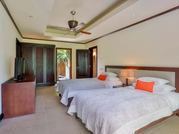4 Bedroom Villa