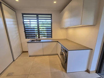 5 Bedroom Villa