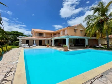 4 Bedroom Villa