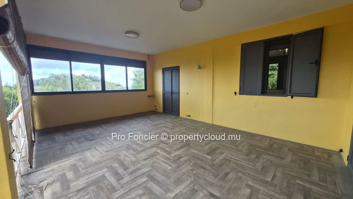 Maison à vendre à Rodrigues - Vue dégagée et vaste jardin