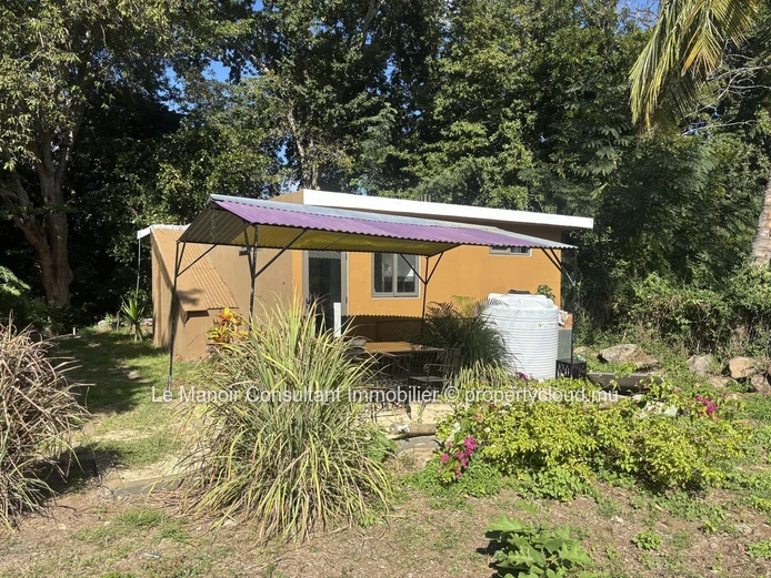 Villa de 2 chambres avec jardin à vendre à Rivière Noire