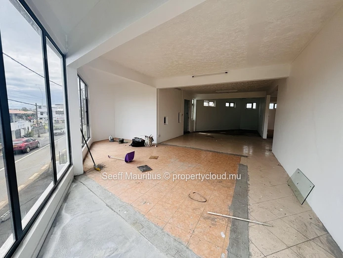 20 Pied Commercial Suites