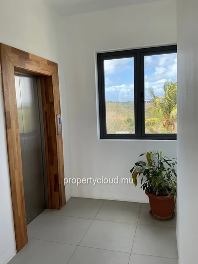 For sale – Brand new 2-bedroom apartment in a secure residence with swimming pool in Grand Baie, Mauritius