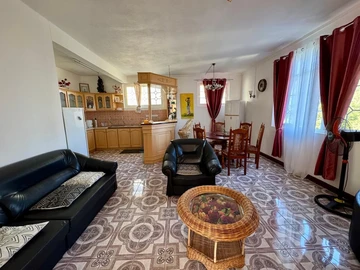 Maison de 6 Chambres