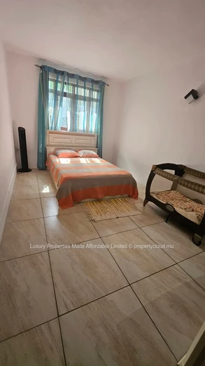 Villa La Gaulette 3 Bedrooms Mur13. 9Million