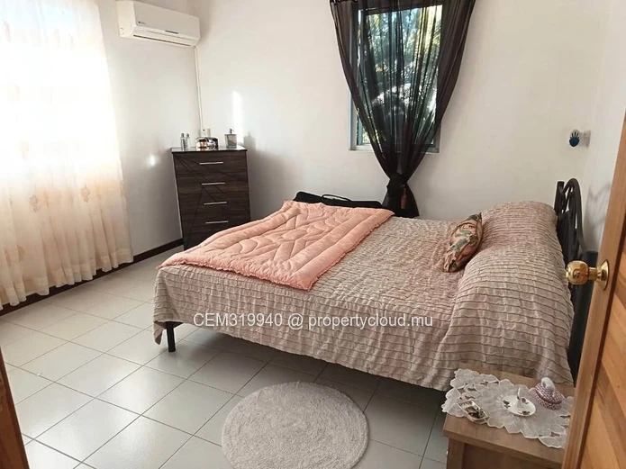 Beachfront Bungalow for Rent – Blue Bay, Mahébourg
