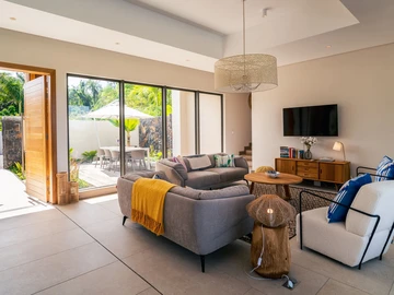 4 Bedroom Villa