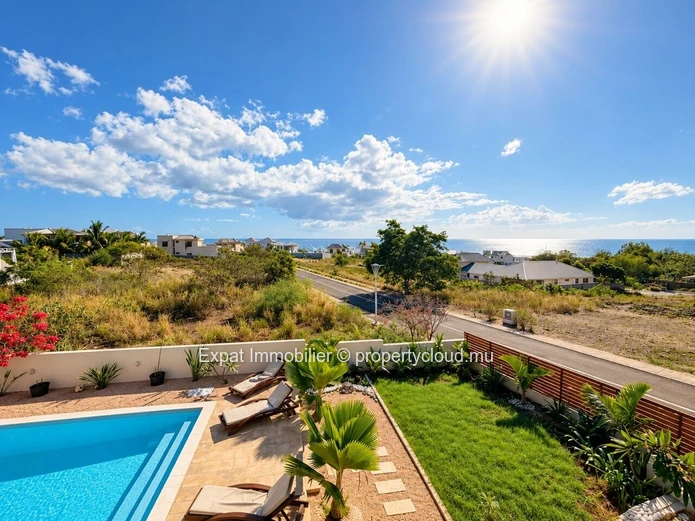 Stunning 4-Bedroom Villa with Pool for Rent at Jardin d'Anna – Flic-en-Flac