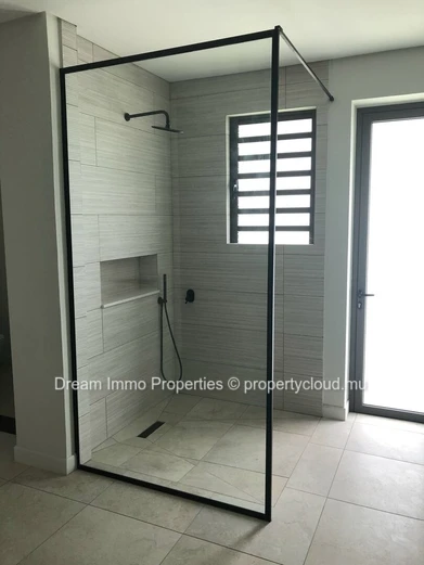 Somptueuse villa 4 chambres avec vue golf & montagne à Anahita – Ile Maurice