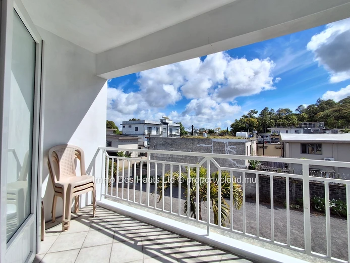 3 Bedroom Apartment fully furnished for long term rental Curepipe 