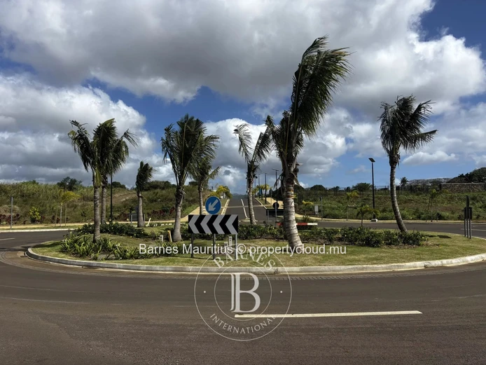 BEAU PLAN - Residential land
