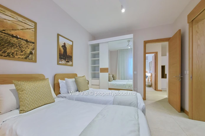 Belle Vue Harel - Spacious 4-bedroom ground floor apartment