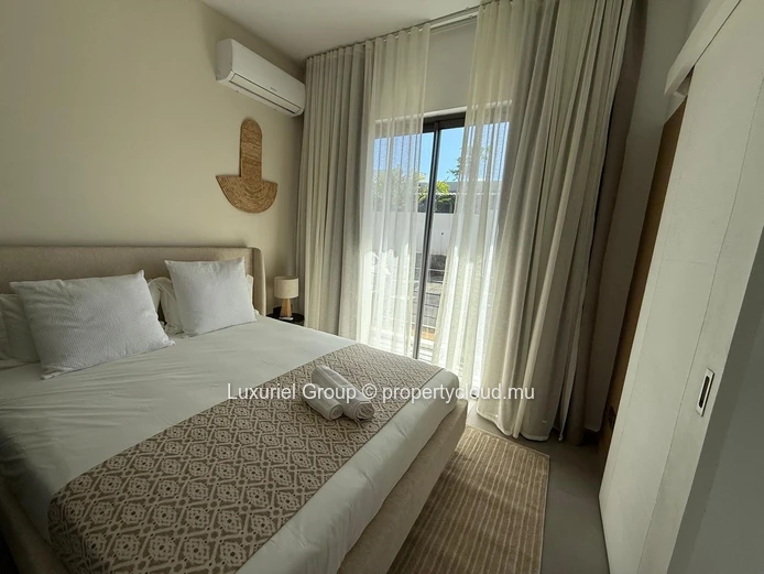 Vie Moderne À Grand Baie – 3 Chambres En Suite, Piscine Privée & Terrasse