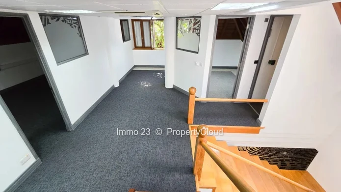Office - 814m2 - Port Louis - Ref. BU82933VE