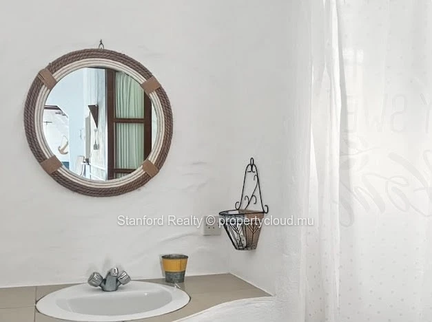 Charming 3-Bedroom Beach House for Rent - Trou d’Eau Douce, East Coast