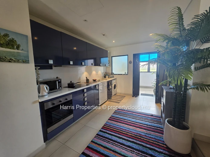 Magnificent duplex for sale in the prestigious La Croisette Shopping Mall