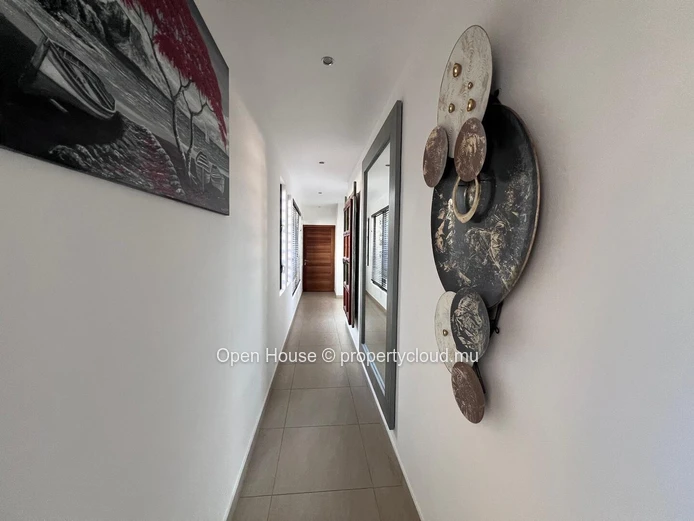 Villa d'architecte 4 chambres avec piscine à vendre à Péreybère