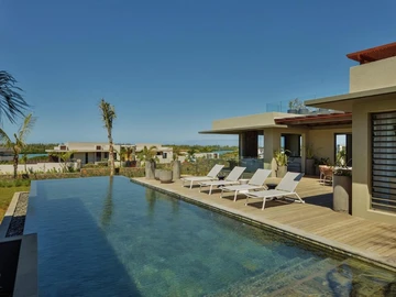 4 Bedroom Villa