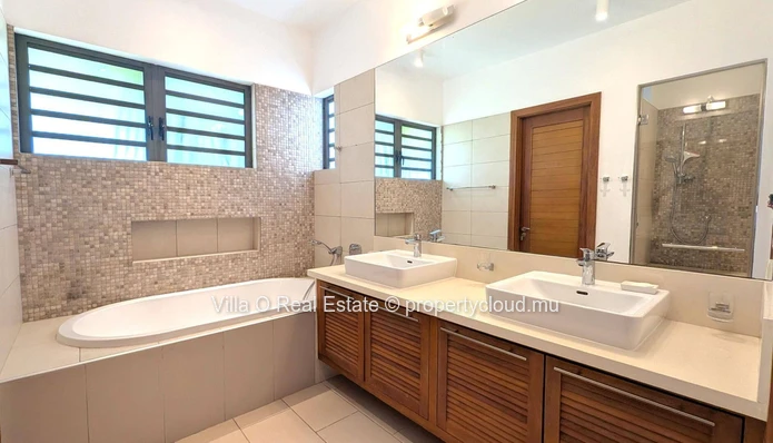 Breathtaking view from this beautiful apartment in a waterfront secure residence, with a lovely pool on the deck amid...