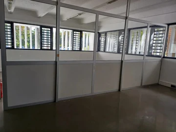 Bureau de 10 Chambres