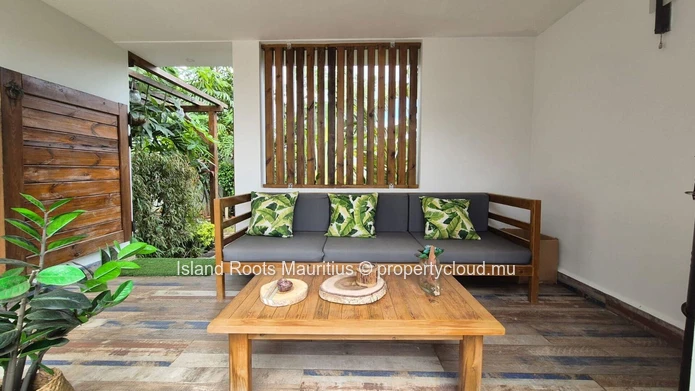 Charming villa to rent in the heart of Forêt Daruty