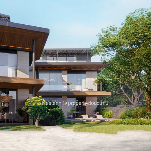 Sumptuous 3-bedroom waterfront villa with panoramic views from its rooftop