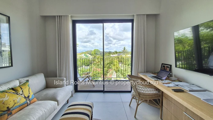 Penthouse d’Exception avec Piscine Privée et Vue Panoramique sur l’Océan à Pointe aux Canonniers
