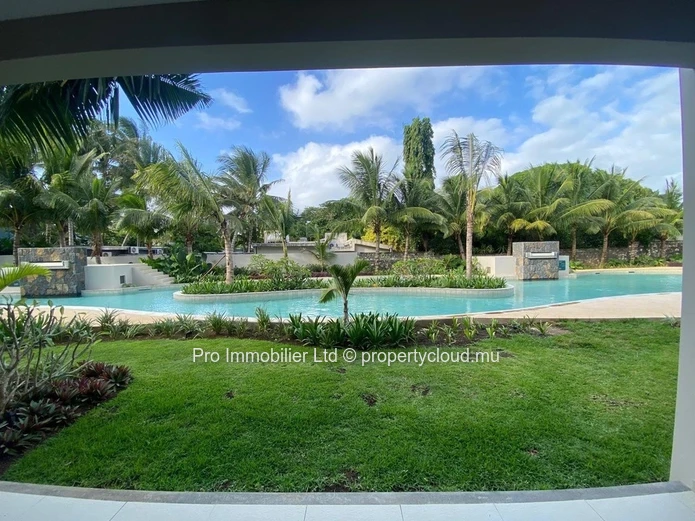 Ground floor apartment FOR RENT, fully furnished and located in a secure compound at Ki Residence Pereybere.