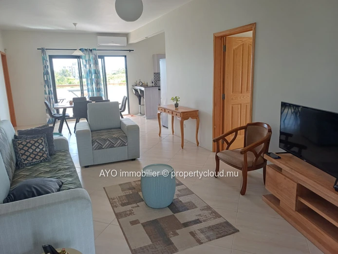 Appartement de 3 chambres avec piscine commune et jardin dans un endroit paisible
