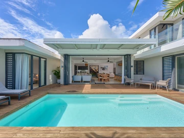 4 Bedroom Villa