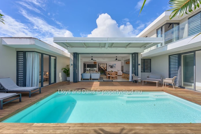 Elegant Villa in a Secure Residence