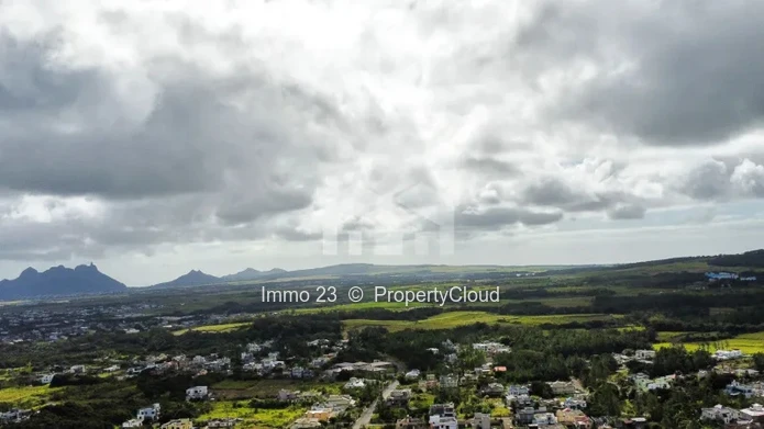 Terrain r00e9sidentiel - 543.01m2 - Wooton - Ref. TE96768VE