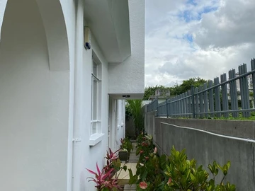 6 Bedroom House