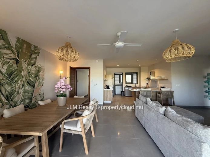 À vendre : Appartement contemporain au 1er étage de 3 chambres à Trou aux Biches, Île Maurice