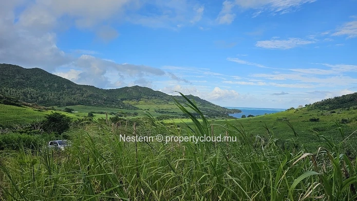 Agricultural Haven in valleys - 3 Arpents 55 perches of Pure Bliss