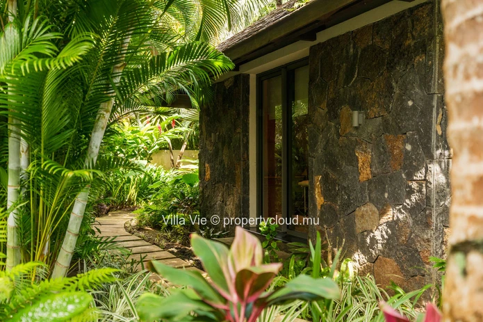 Beau Champ - Magnificent 5-bedroom villa with private pool
