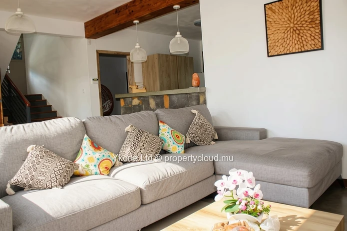 House To Rent In Trou aux Biches